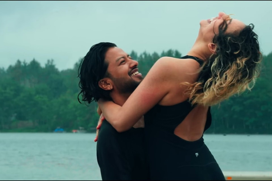 सामाजिक सञ्जालमा सिसनको प्रेम चर्चा